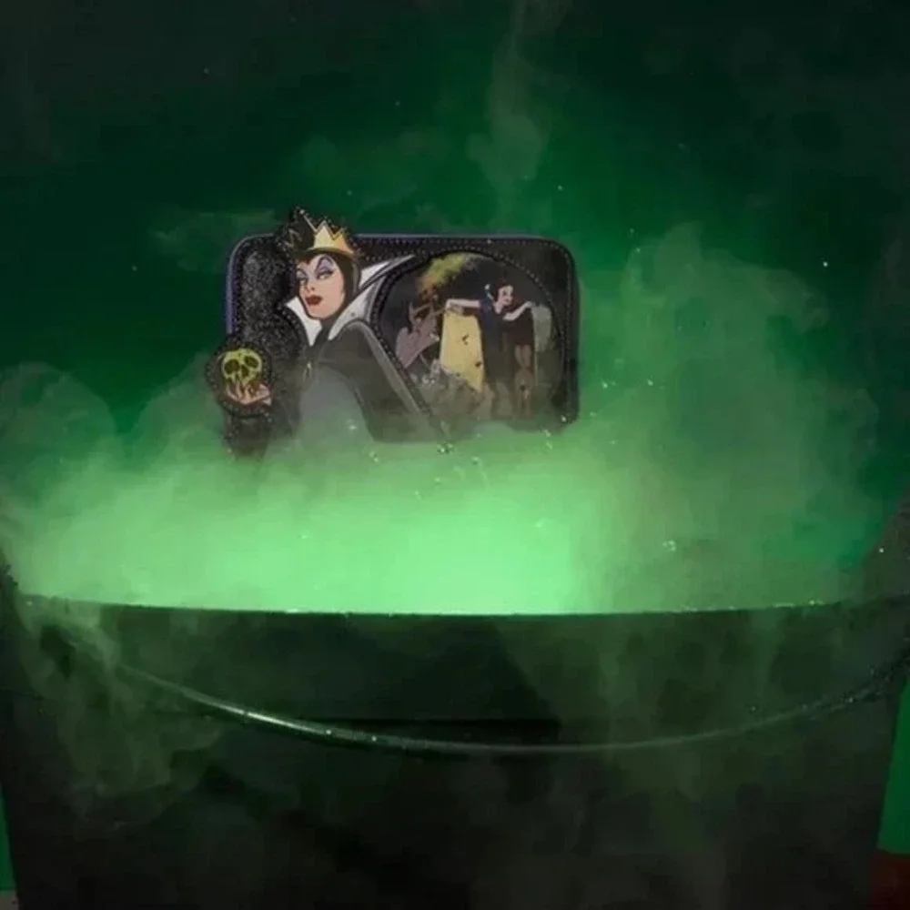 Loungefly Disney Evil Queen Villains‎ Scenes Zip Around Wallet